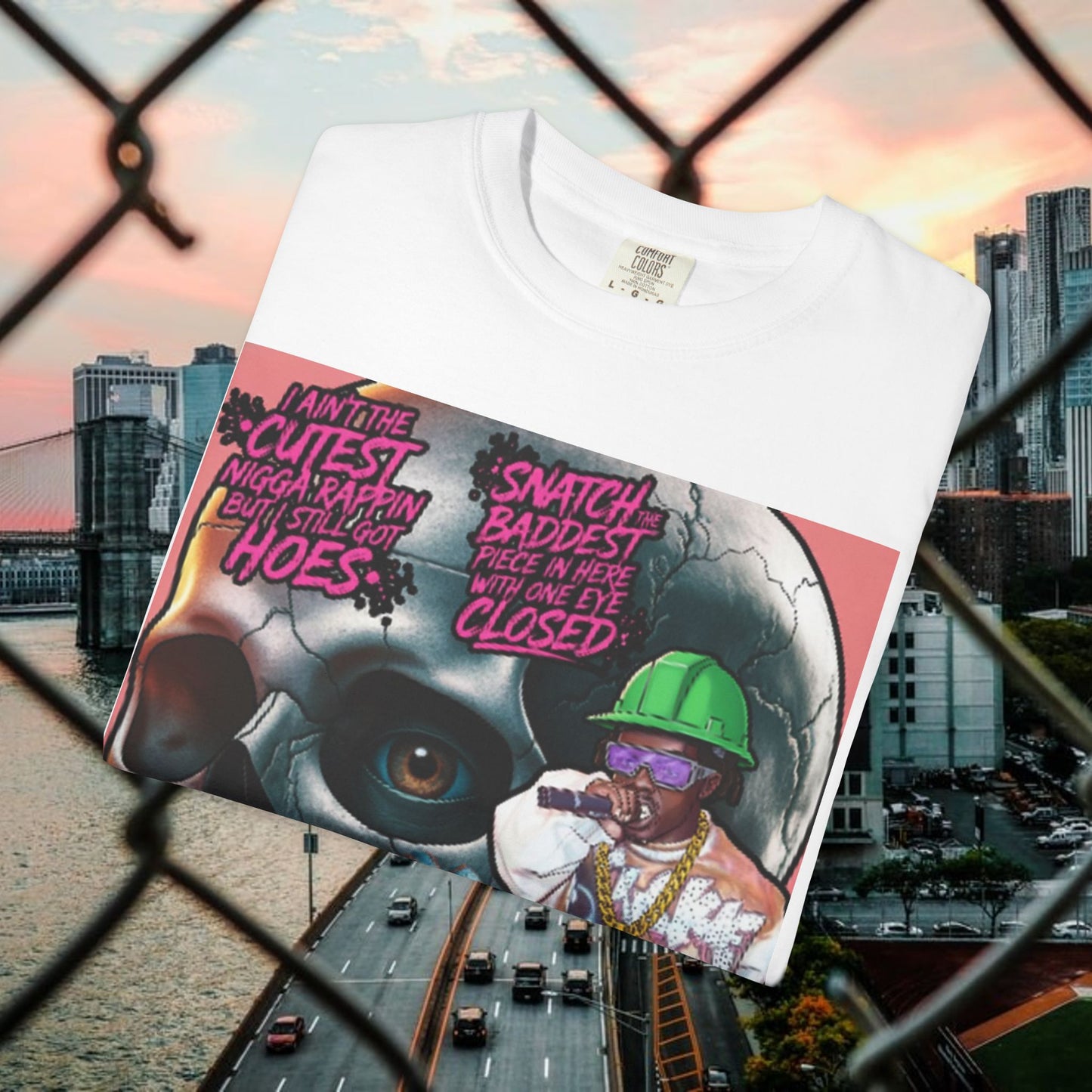 urban graphic t-shirt: fresh style & qr code