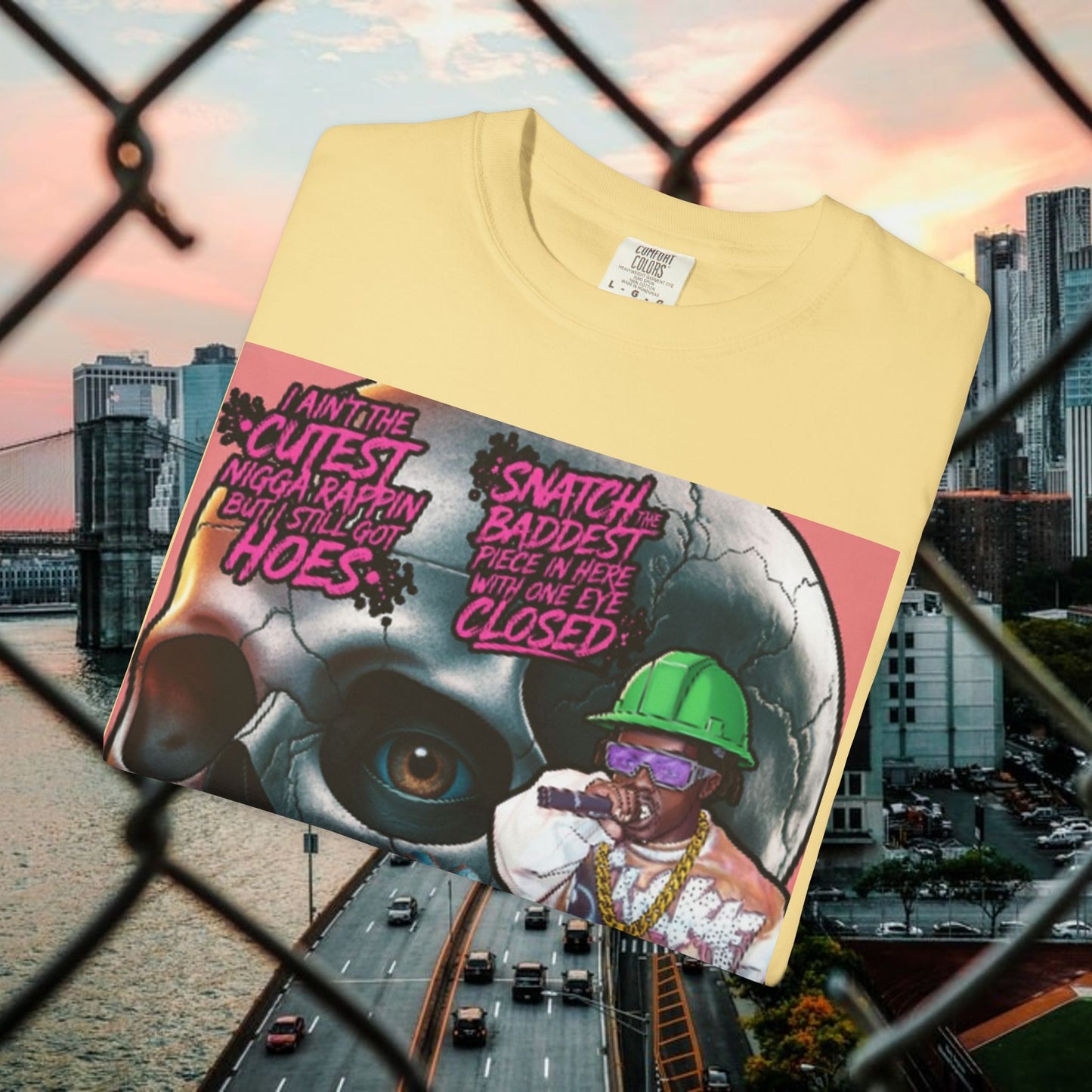 urban graphic t-shirt: fresh style & qr code